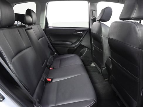 Used 2014 Subaru Forester 2.5i Limited w/ Popular Package #2 AWD/4WD image 18
