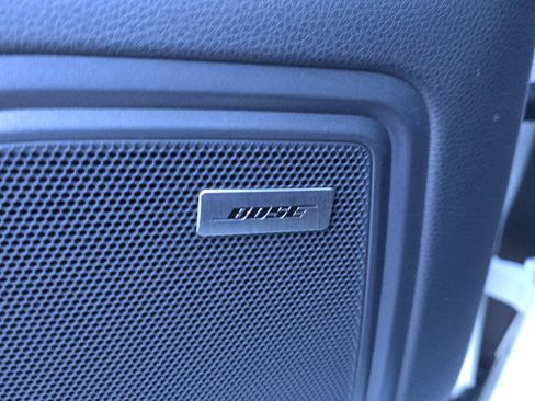 Certified 2025 Porsche Macan image 26