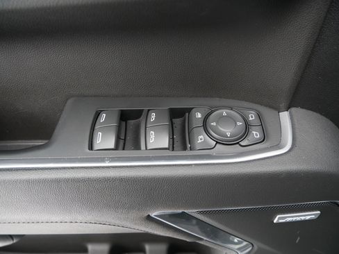 Used 2023 Chevrolet Silverado 1500 LTZ image 20