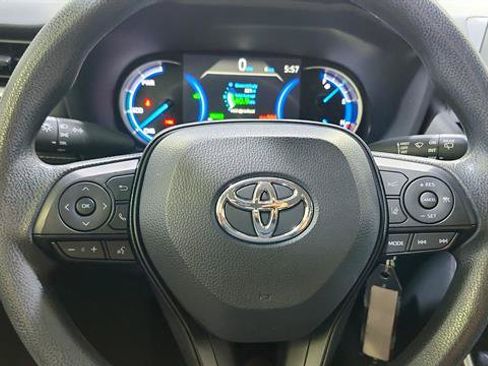 Used 2025 Toyota RAV4 LE AWD/4WD image 13