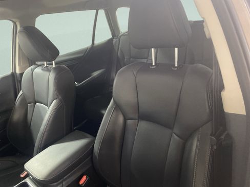 Used 2023 Subaru Outback Limited image 14