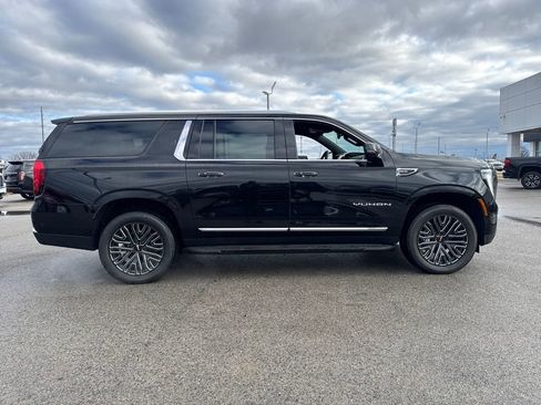 New 2026 GMC Yukon XL Elevation AWD/4WD image 8