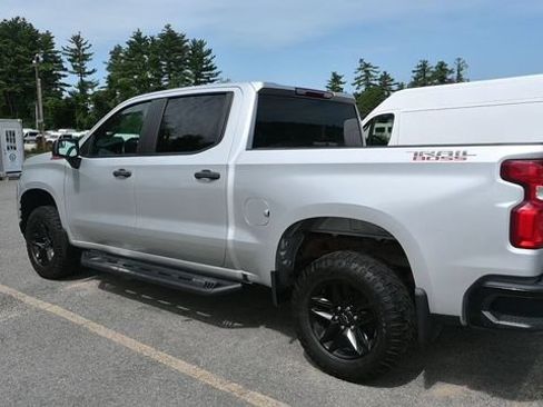 Used 2020 Chevrolet Silverado 1500 Custom Trail Boss w/ Custom Convenience Package AWD/4WD image 7