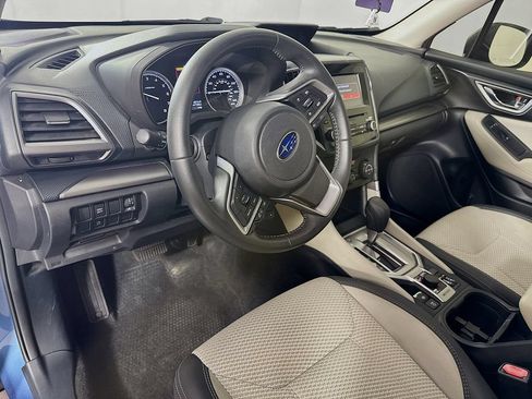 Used 2021 Subaru Forester Premium AWD/4WD image 9