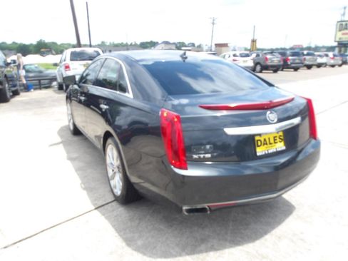 Used 2013 Cadillac XTS Luxury w/ Driver Awareness Package FWD image 14