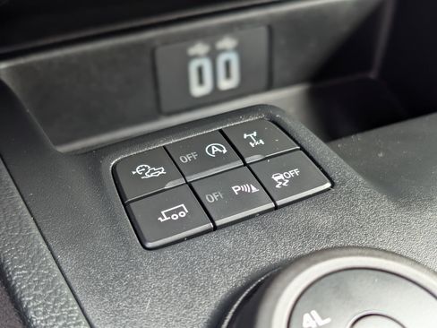 Used 2021 Ford Ranger Lariat w/ Tremor Off-Road Package image 26