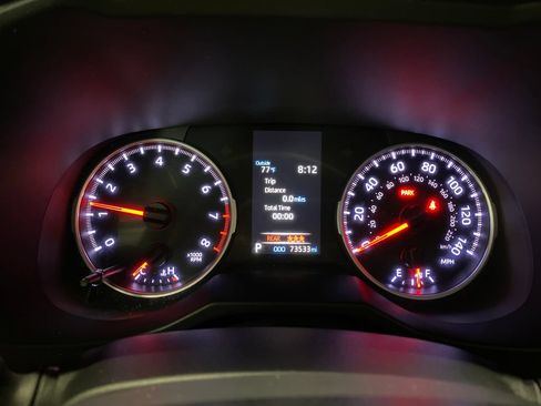 Used 2019 Toyota RAV4 LE w/ Carpet Mat Package AWD/4WD image 16