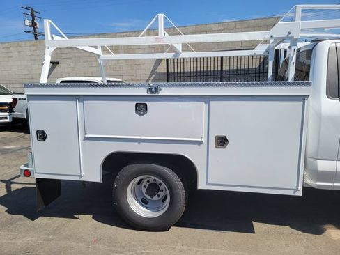 New 2024 Ford F350 XLT w/ XLT Value Package RWD image 6