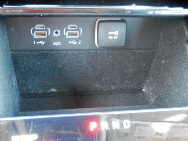 Used 2022 Jeep Grand Cherokee L Limited AWD/4WD image 29