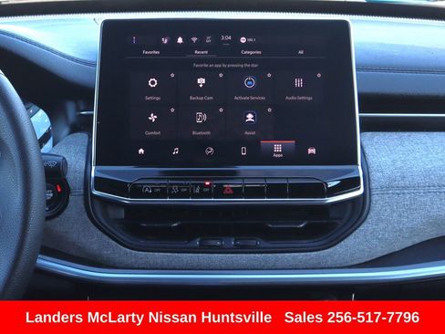 Used 2024 Jeep Compass Sport image 18