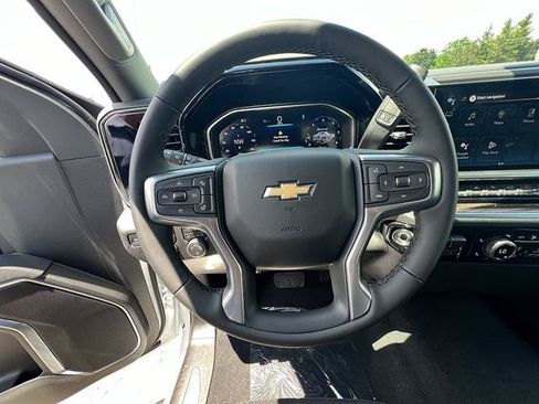New 2026 Chevrolet Silverado 1500 LT AWD/4WD image 12