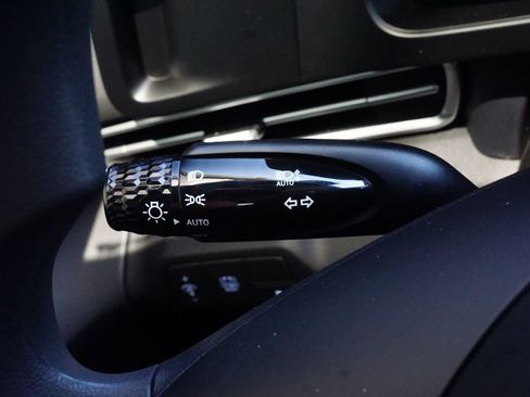 New 2025 Hyundai Elantra Blue image 15