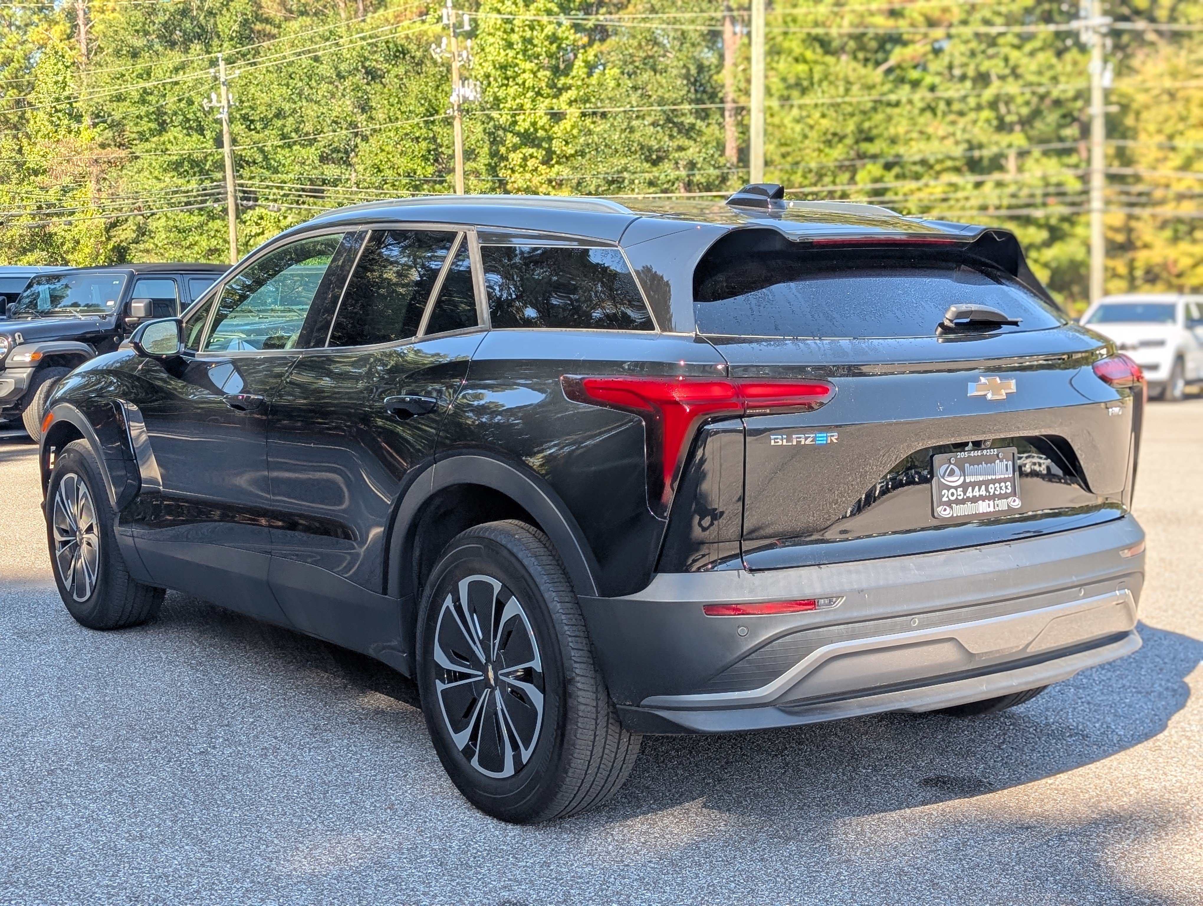 Used 2024 Chevrolet Blazer EV LT AWD/4WD image 7