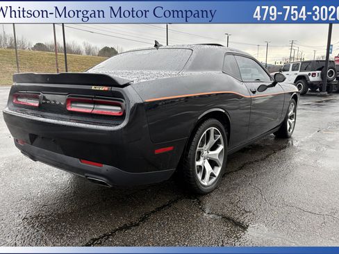 Used 2015 Dodge Challenger SXT Plus image 6