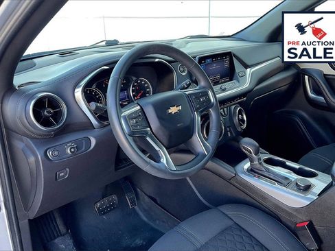 Used 2021 Chevrolet Blazer LT image 13