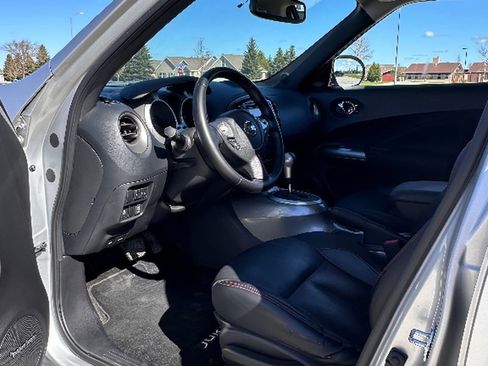 Used 2014 Nissan Juke SL AWD/4WD image 11