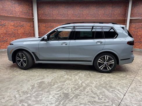 New 2026 BMW X7 xDrive40i w/ M Sport Package image 2