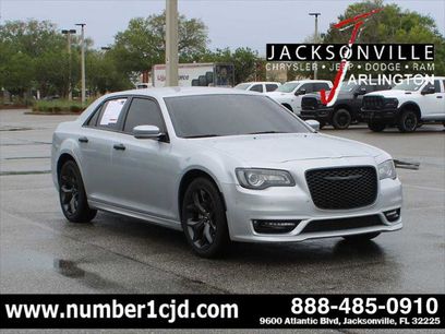 Certified 2023 Chrysler 300 Touring L w/ Comfort Group