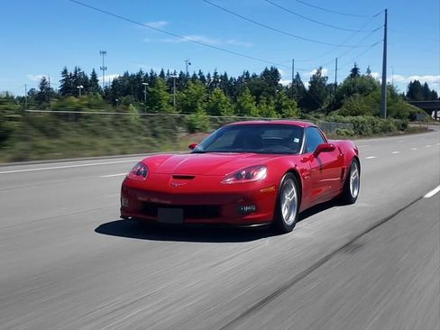 Used 2007 Chevrolet Corvette Z06 w/ Preferred Equipment Group RWD image 13