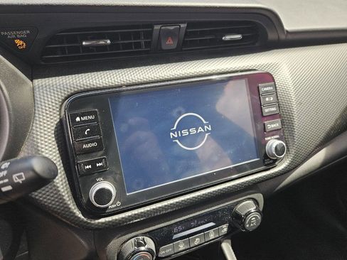 Used 2022 Nissan Kicks SV image 18