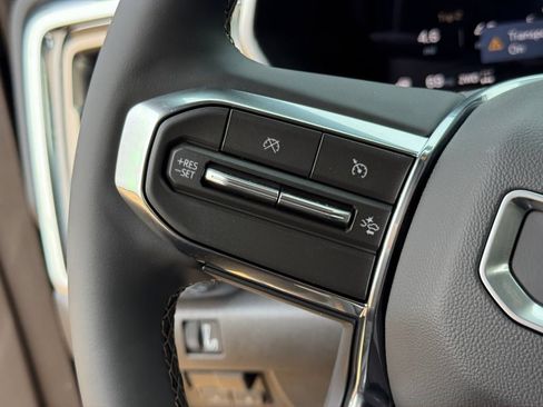 New 2026 GMC Canyon Denali w/ LPO, Denali Black Edition AWD/4WD image 14