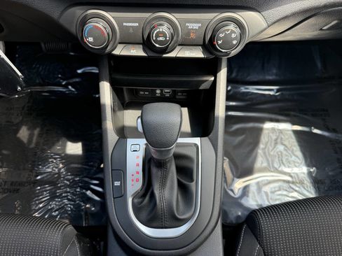 Used 2020 Kia Forte LXS FWD image 20
