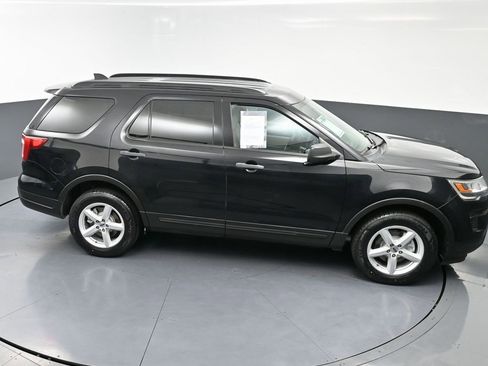 Used 2018 Ford Explorer 4WD w/ Class II Trailer Tow Package image 46