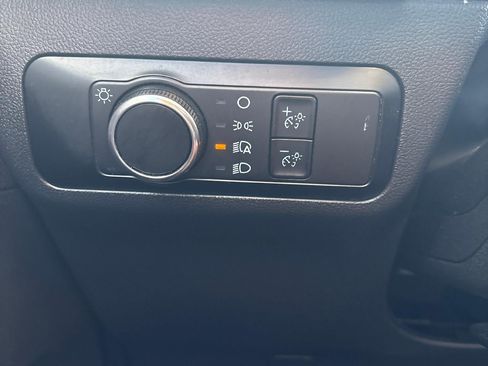 Used 2025 Ford Escape Active AWD/4WD image 20