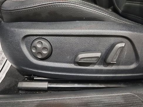 Used 2014 Volkswagen CC R-Line image 12