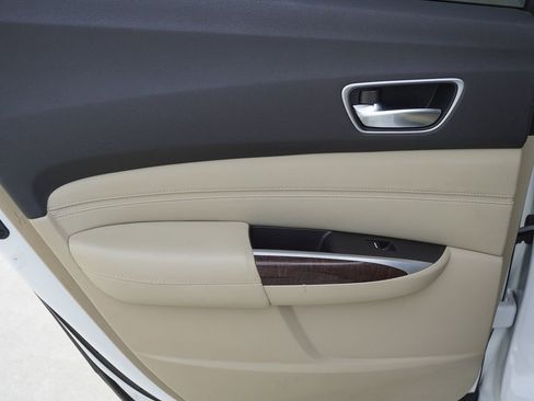 Used 2019 Acura TLX V6 image 16