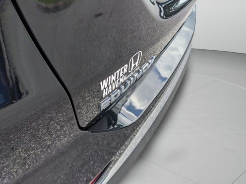 Used 2021 Chevrolet Equinox LT FWD image 40