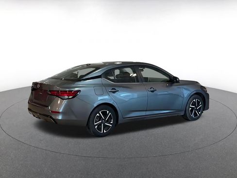 Used 2025 Nissan Sentra SV image 15