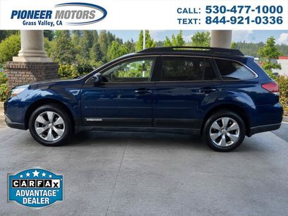 Used 2011 Subaru Outback 2.5i Limited w/ PWR Moonroof Pkg