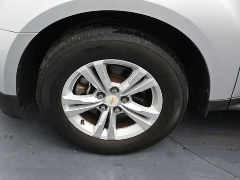 Used 2014 Chevrolet Equinox LS FWD image 9