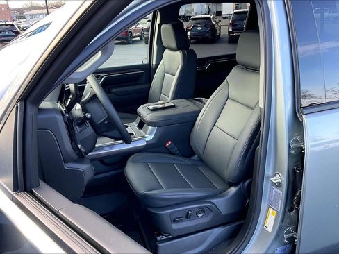 New 2026 Chevrolet Silverado 3500 LTZ w/ LTZ Plus Package image 9