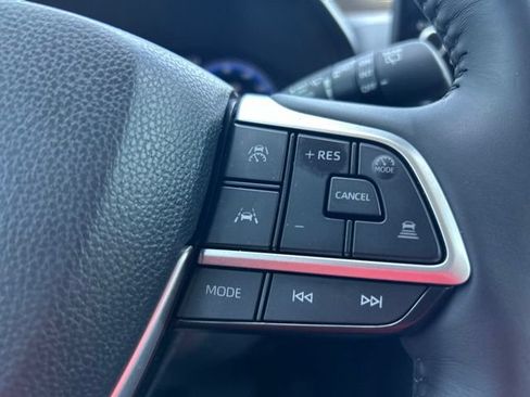 Used 2025 Toyota Grand Highlander FWD image 24