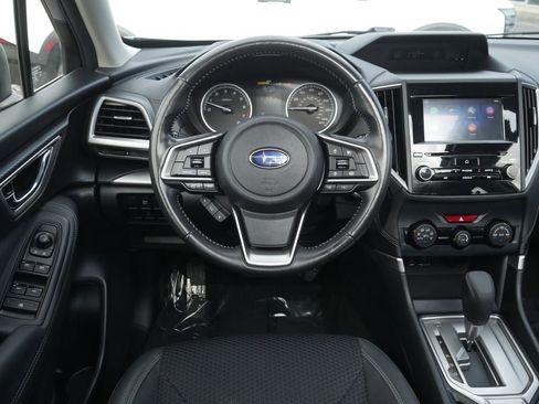 Used 2022 Subaru Forester Premium AWD/4WD image 37