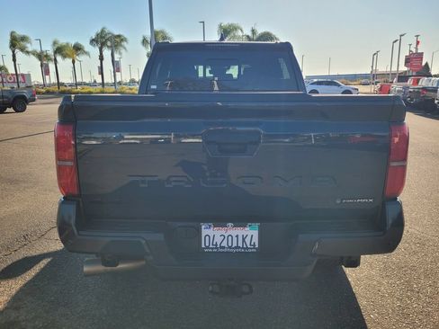 Used 2026 Toyota Tacoma TRD Off-Road w/ TRD Off Road Premium Package AWD/4WD image 5