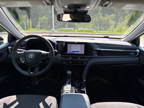 Used 2025 Toyota Camry LE FWD image 16
