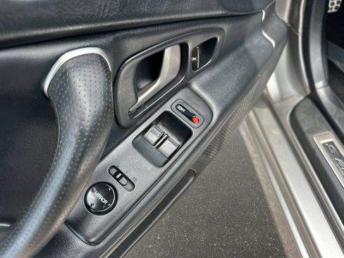 Used 2004 Honda S2000 image 13