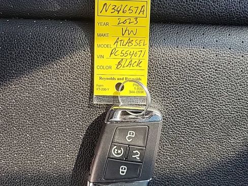 Certified 2023 Volkswagen Atlas SEL AWD/4WD image 36