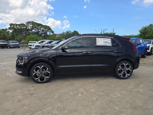 New 2026 Kia Niro SX Touring FWD image 5