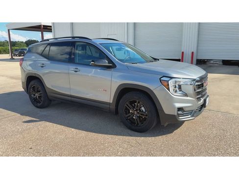 Used 2024 GMC Terrain AT4 w/ Infotainment Package II AWD/4WD image 2
