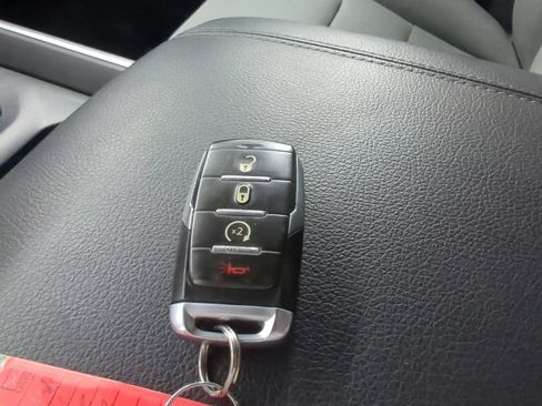 Used 2021 RAM 1500 Big Horn AWD/4WD image 17