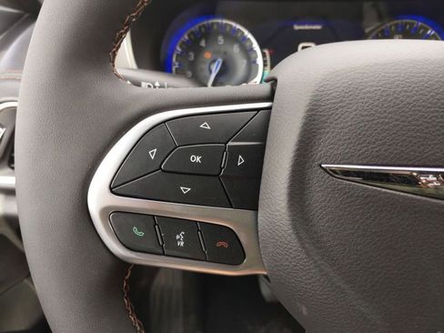 New 2026 Chrysler Pacifica Pinnacle image 23