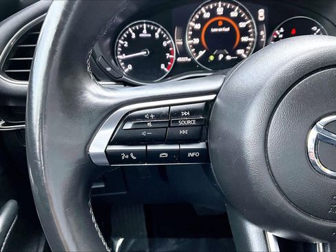 Used 2024 MAZDA MAZDA3 s image 23