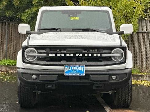 Used 2025 Ford Bronco Outer Banks image 6
