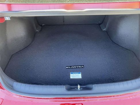 New 2026 Hyundai Elantra SEL Sport image 7