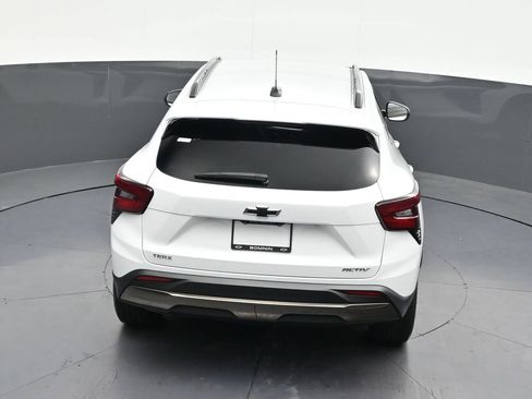 Used 2025 Chevrolet Trax ACTIV FWD image 18