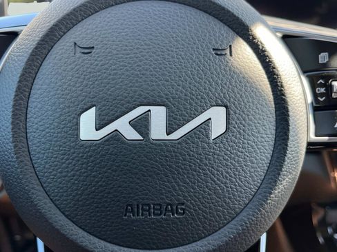 New 2026 Kia Seltos EX image 28